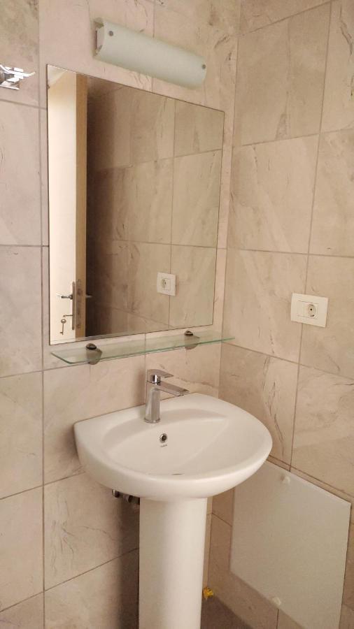 Delfini Hotel Nydri  Bagian luar foto